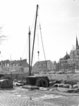 854257 Gezicht op de Weerdsingel W.Z. te Utrecht; vanaf de overzijde van de Stadsbuitengracht (Nieuwekade), met op de ...
